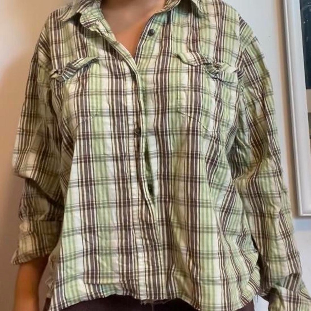 Wrangler Green Plaid Button Down Shirt